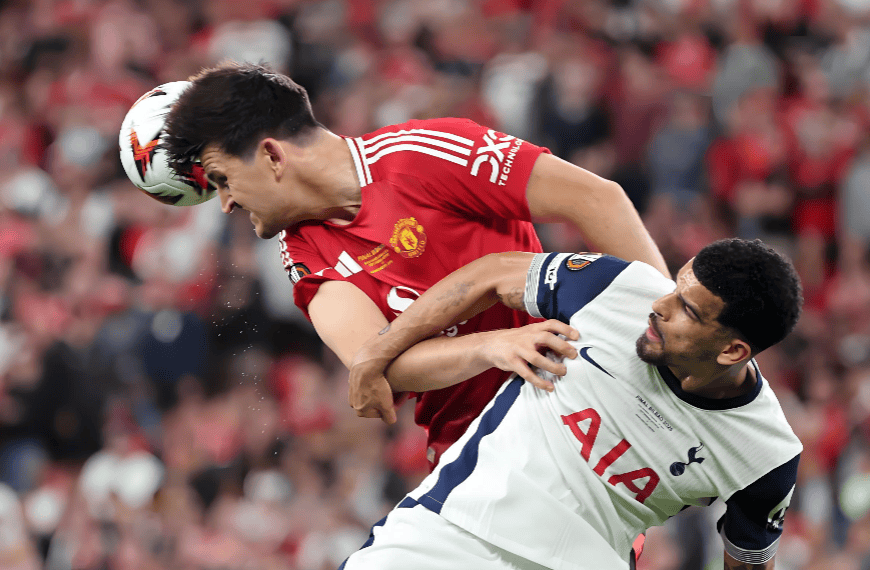 关于英超清晨再迎强敌；托特纳姆临场应变；主帅态度——赛场秩序良好；轮换策略成焦点的信息